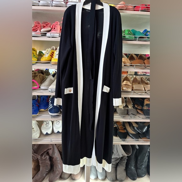 Sweaters - Black and White Long Cardigan